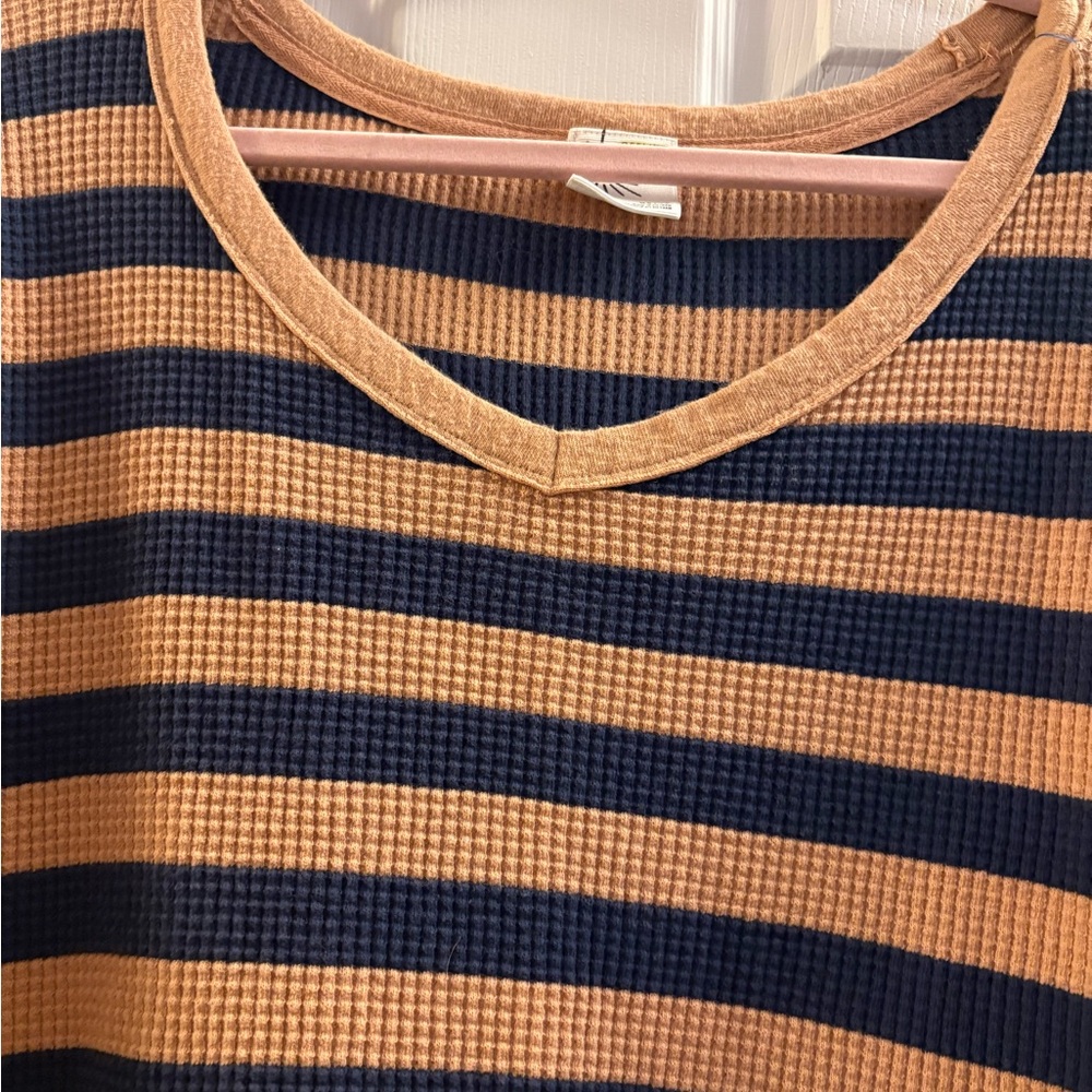 Aerie Waffle Knit V-Neck Top - Picture 2 of 4